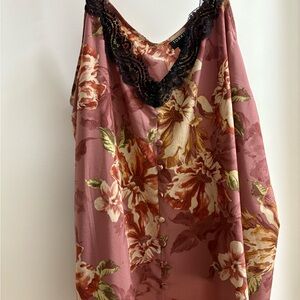 Floral Lace Trim Top